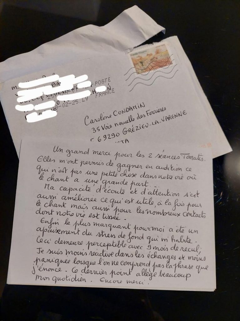 Témoignage d'une dame de 67 ans qui amélioré son audition, sa capacité d'écoute et d'attention et qui a diminué son stress de fond suite aux séances